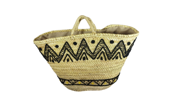 Straw basket decorated with mountains
