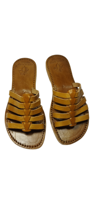 Women’s leather sandal